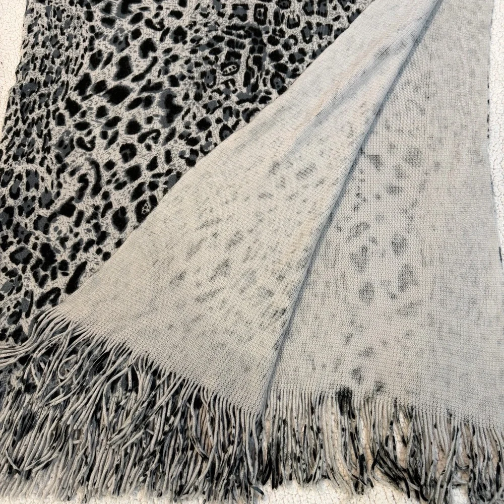 RIKKA Leopard Print‎ Fringe Scarf – Gray & Black – 72” x 25”